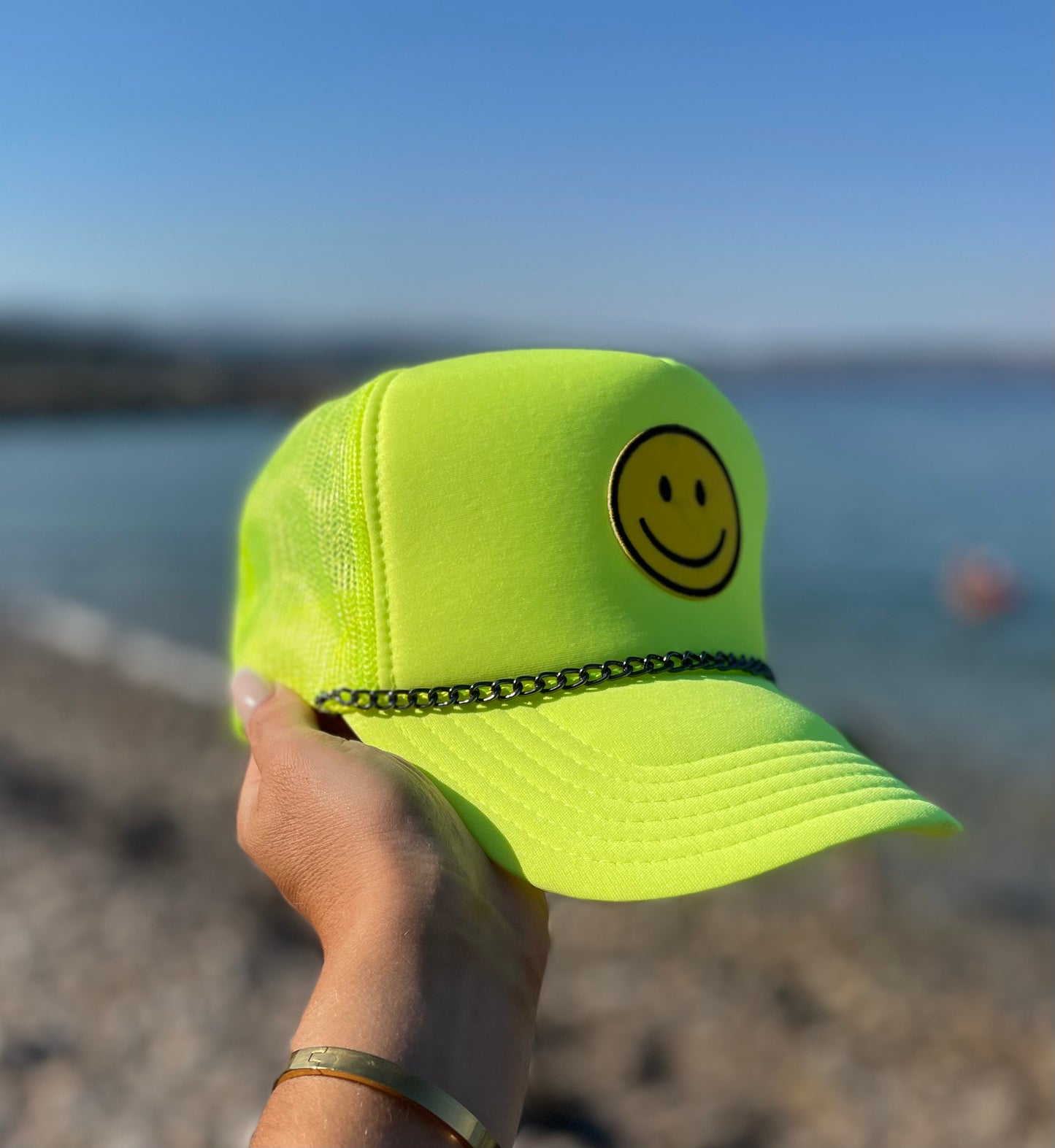 Mini Smiley Trucker